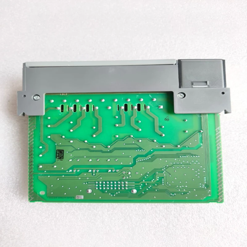 Allen-Bradley 1746-OX8 SLC 500 Isolated Relay Output Module, 8-Point Relay, Industrial PLC I/O thumbnail 6